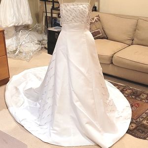 Cathedral train beaded satin Organza Embroidery bridal gown